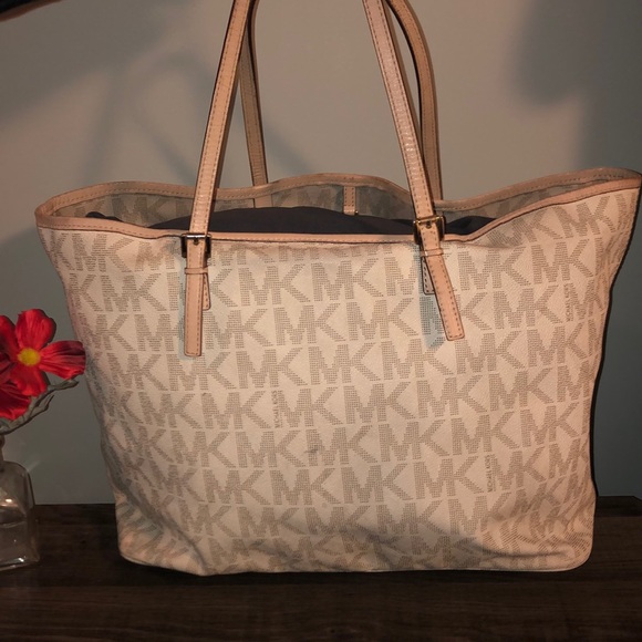 Michael Kors Jet Set Large 👜 - Picture 3 of 8